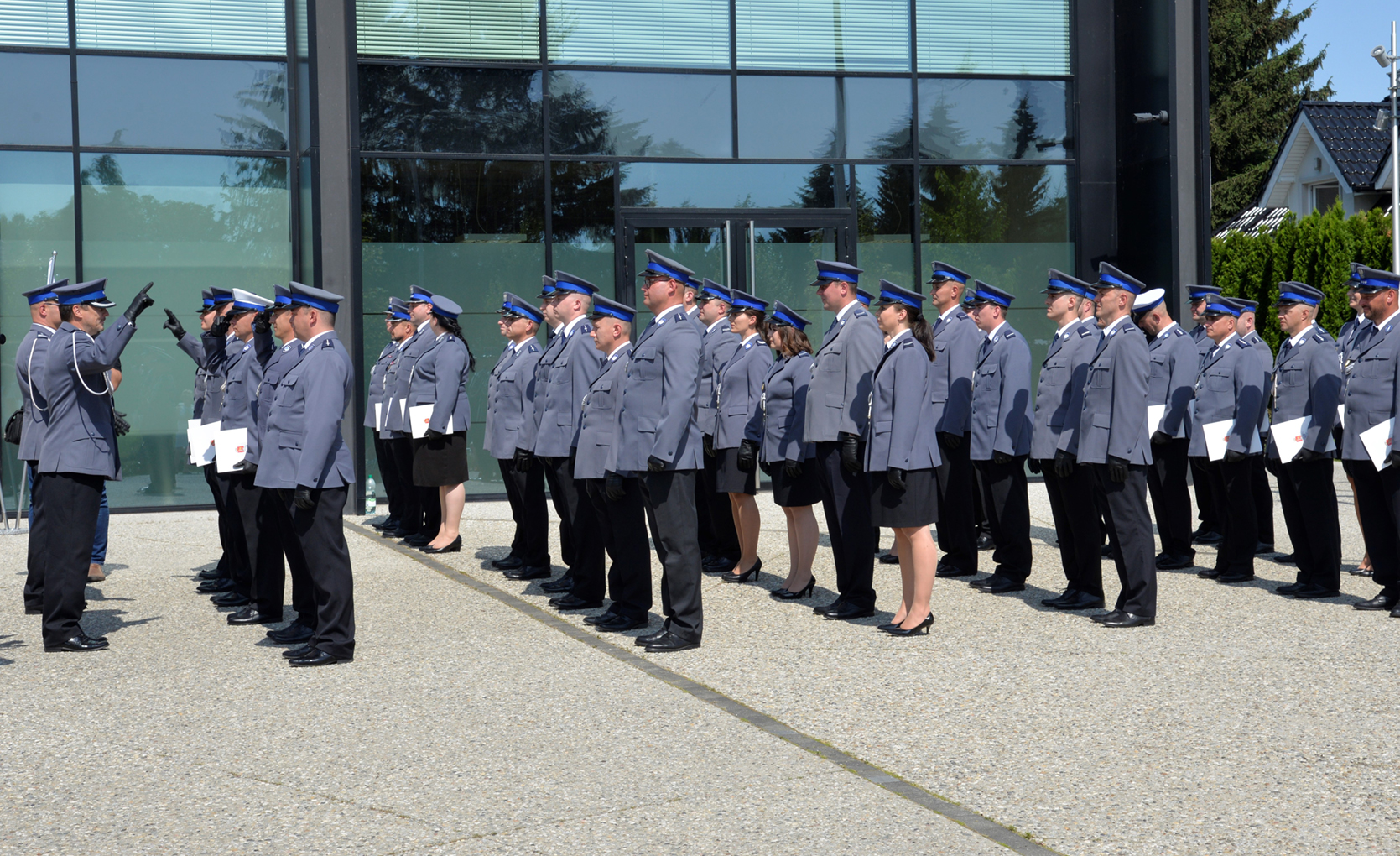 Zdjęcia z uroczystości zorganizowanej z okazji obchodów Święta Policji.