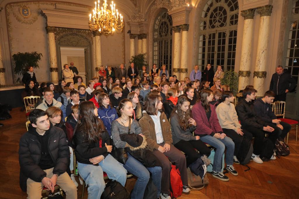 Galeria z obchodów jubileuszu miast partnerskich Konstancin-Jeziorna – Saint-Germain-en-Laye.  