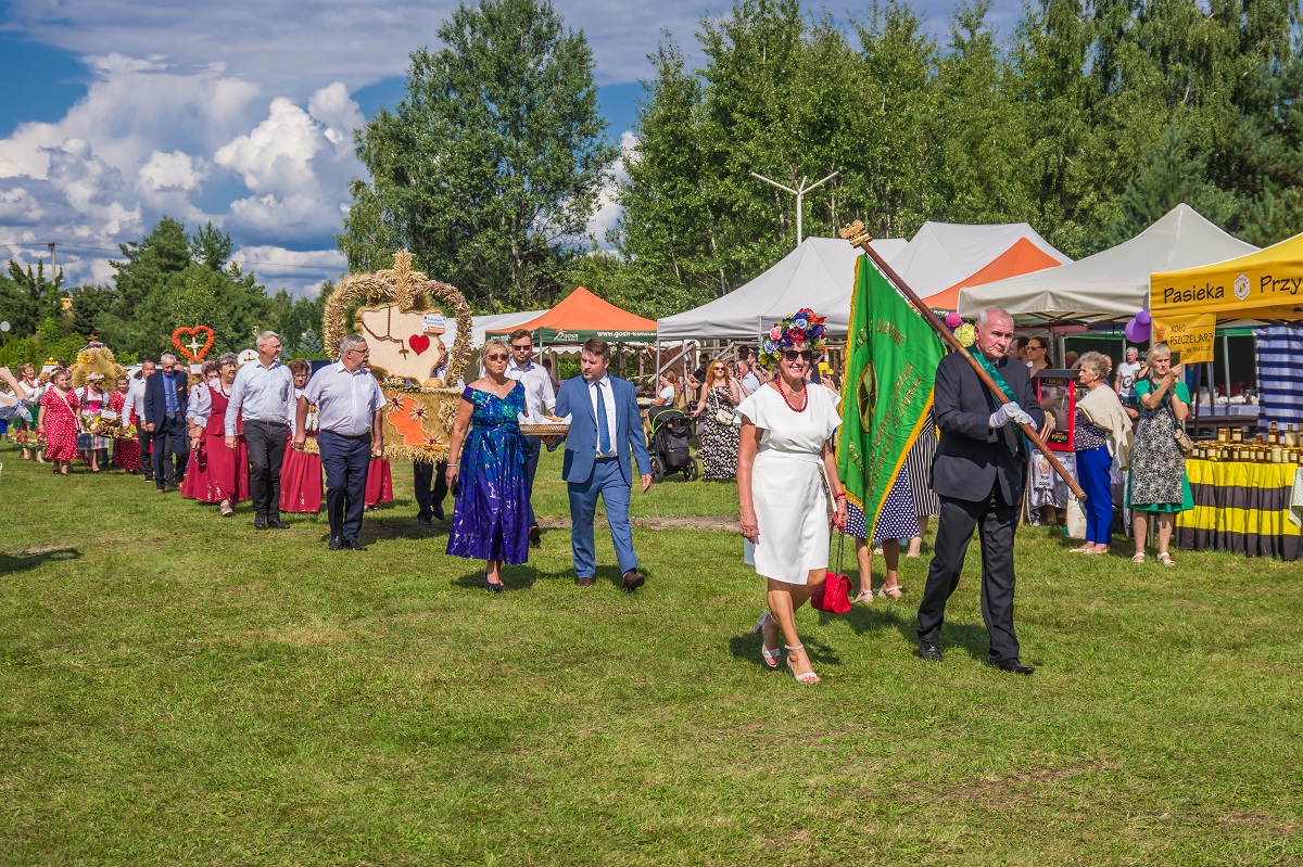 Fotogaleria z Dożynek Gminnych w Kawęczynku