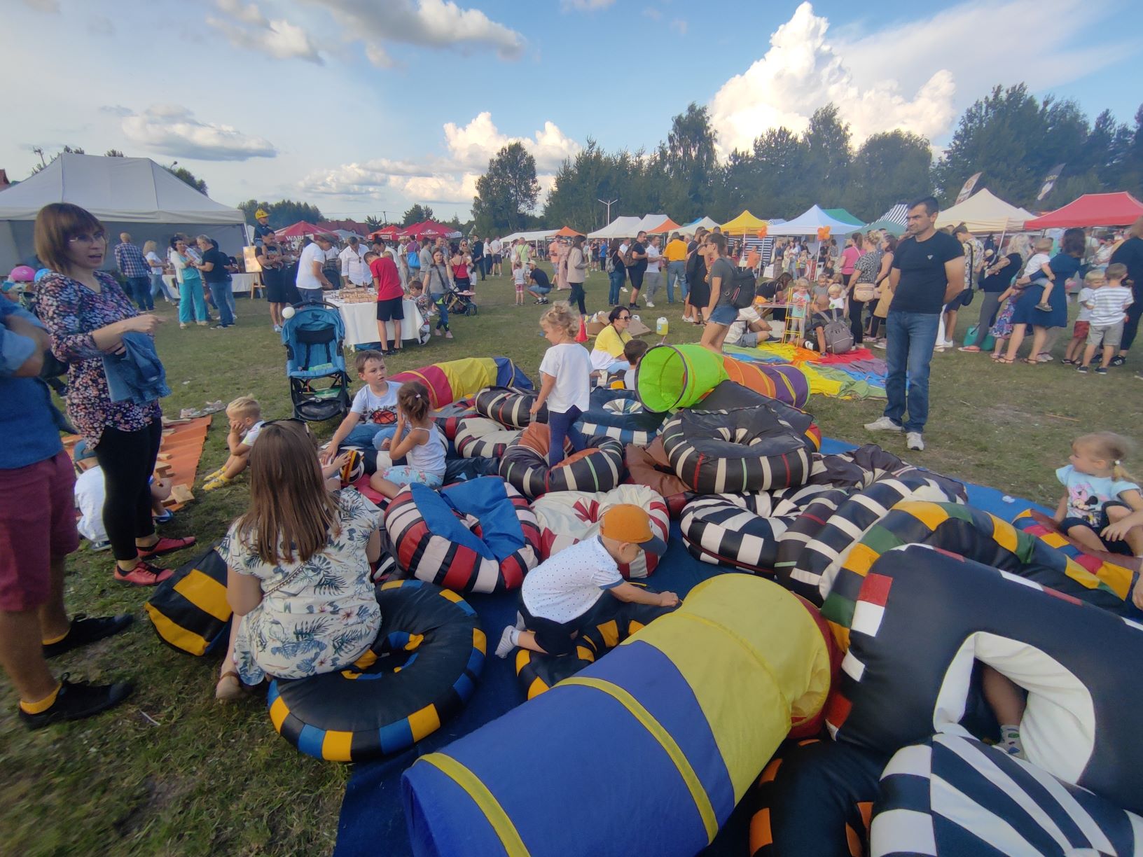Fotogaleria z Dożynek Gminnych w Kawęczynku