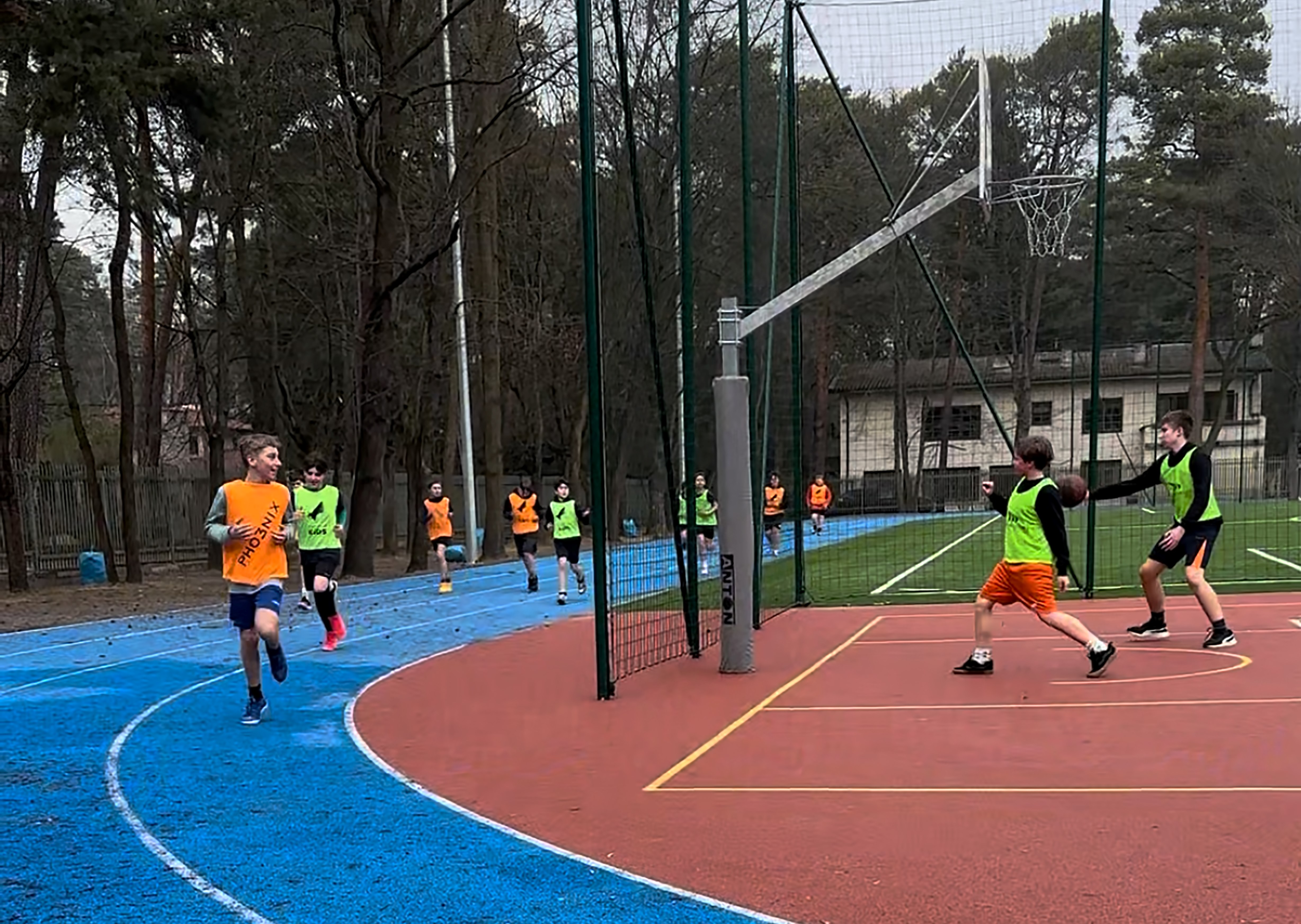 Nowoczesny kompleks sportowy przy Jedynce 