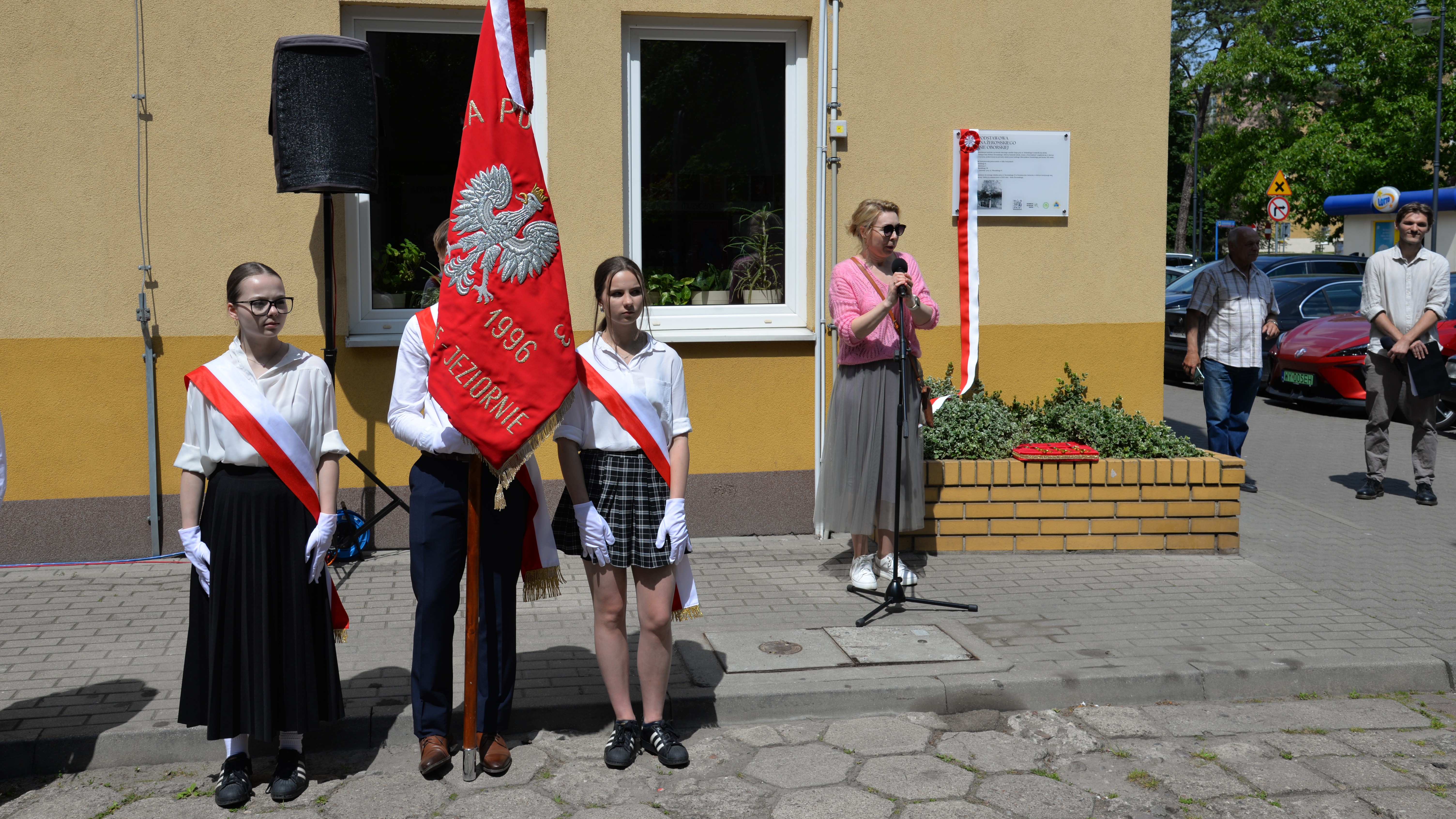 Odsłonięcie tablicy pamiątkowej