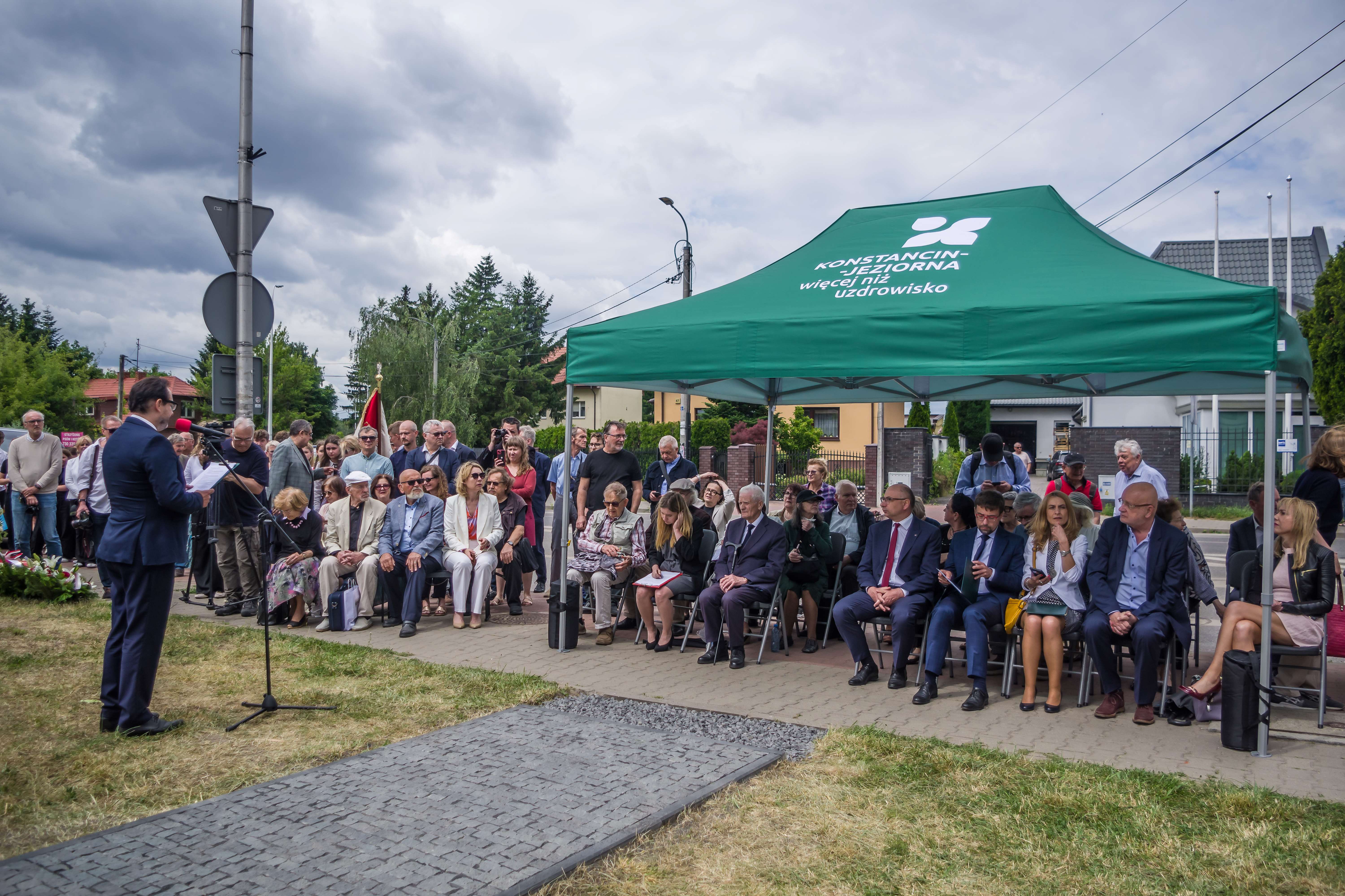 Uroczyste odsłonięcie Macewy Pamięci