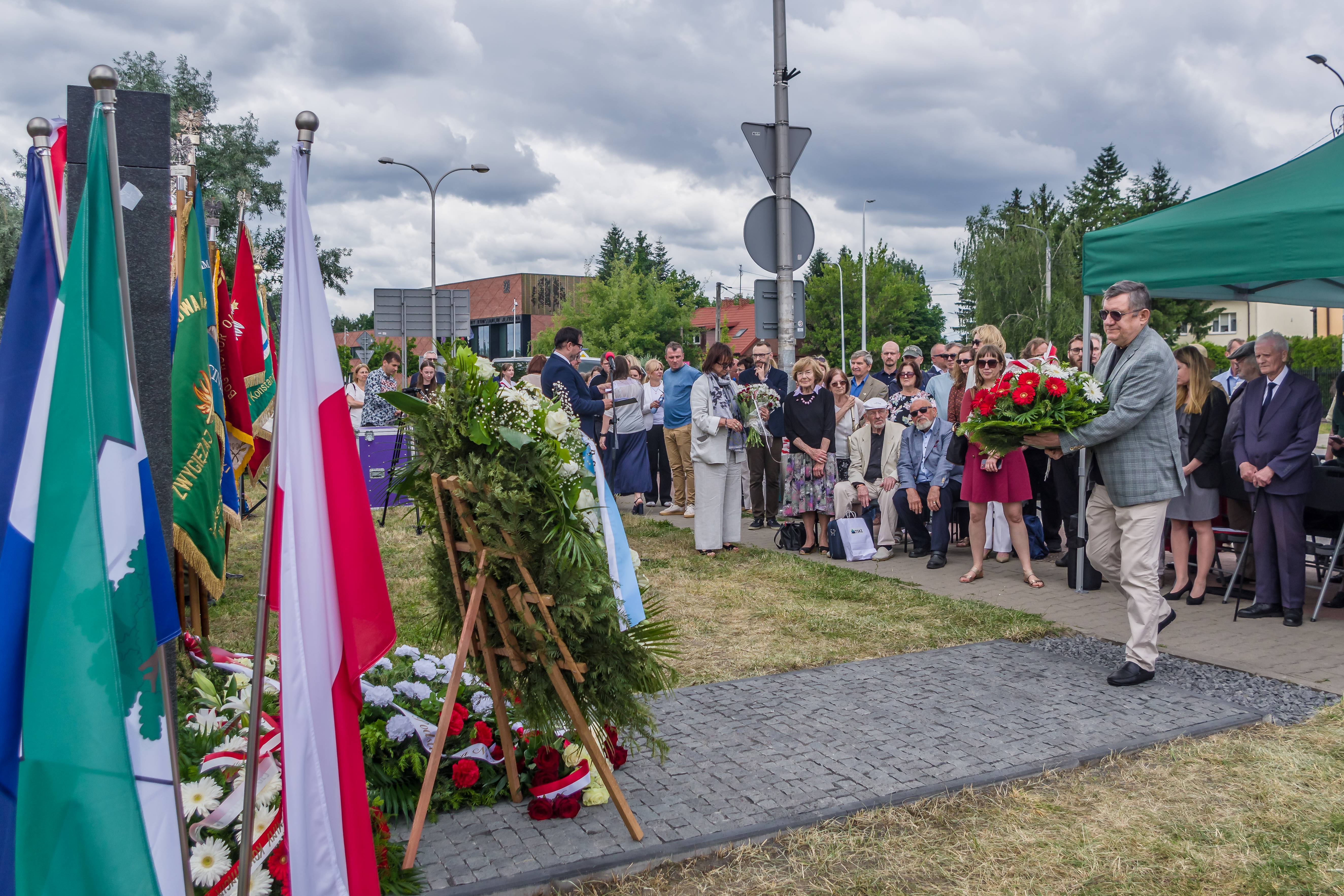 Uroczyste odsłonięcie Macewy Pamięci