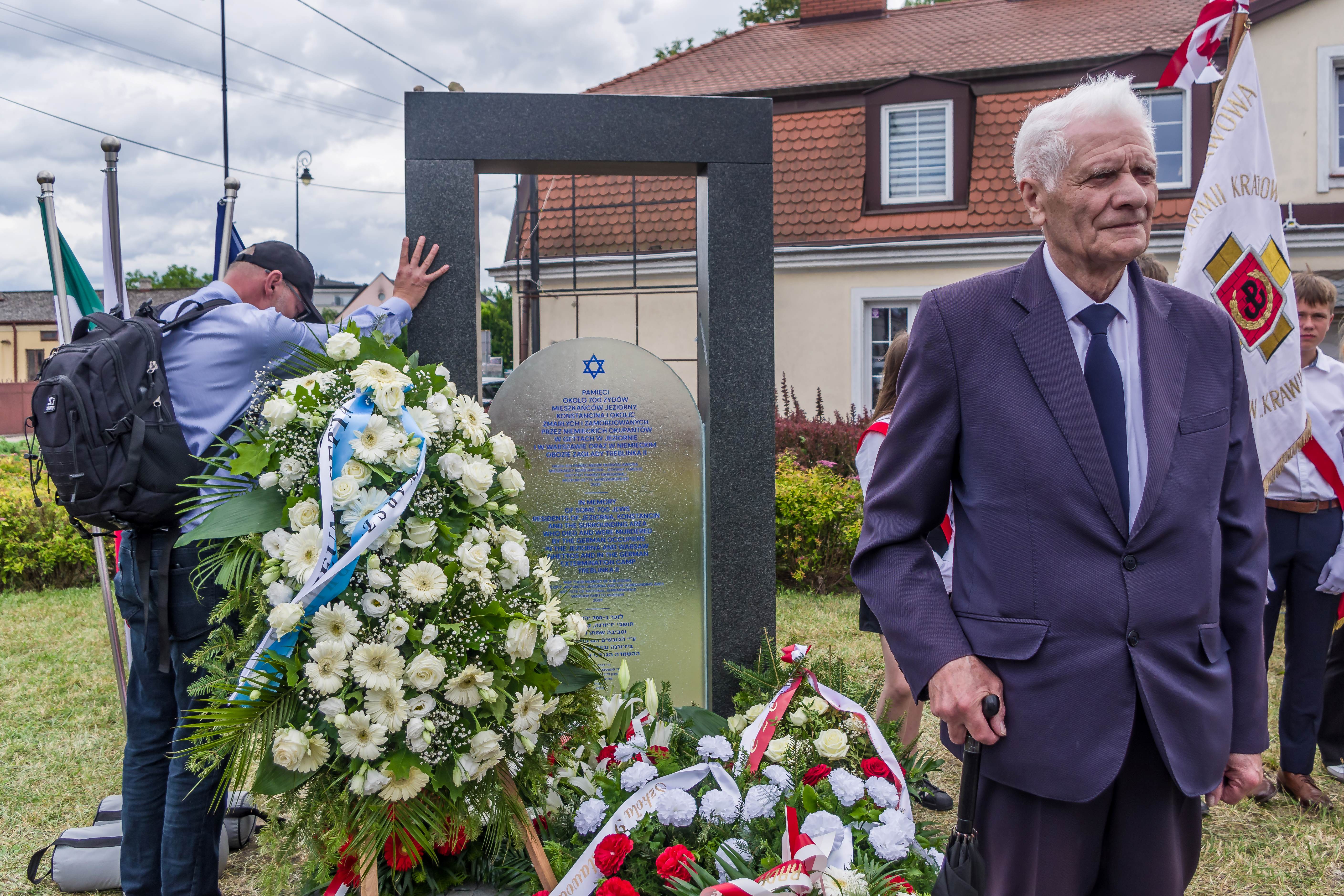 Uroczyste odsłonięcie Macewy Pamięci