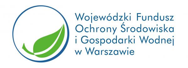 Logotyp Wojewódzkiego Funduszu Ochrony Środowiska i Gospodarki Wodnej w Warszawie, z lewej strony zielony listek wpisany w niebieski okrąg, z parej strony napis Wojewódzki Fundusz Ochrony Środowiska i Gospodarki Wodnej w Warszawie w kolorze niebieskim