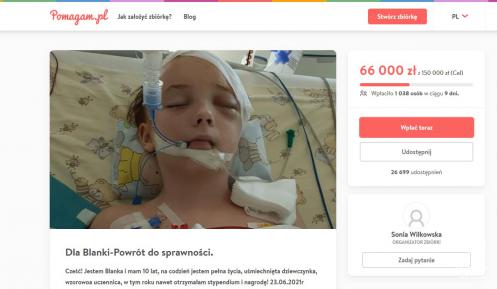 Zrzut ekranu ze strony internetowej Pomagam.pl, na którym jest zdjęcie dziewczynki w śpiączce z podłączoną aparaturą utrzymującą życie, pod którym jest tekst: Dla Blanki – Powrót do sprawności.