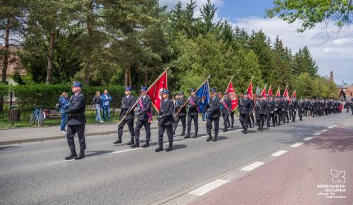 Parada strażacka ulicami Konstancina