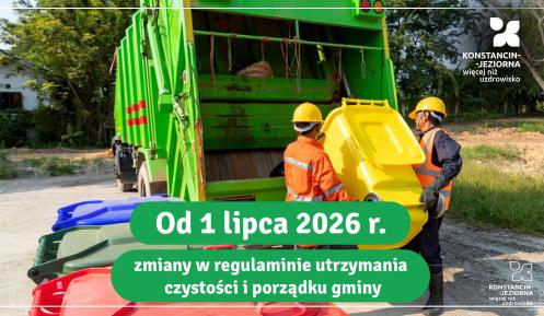 Grafika przedstawia pracowników firmy komunalnej opróżniających pojemnik na odpady do śmieciarki oraz informację o zmianach w regulaminie utrzymania czystości i porządku w gminie Konstancin-Jeziorna od 1 lipca 2026 r.