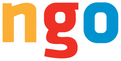 Grafika: kolorowy napis NGO. N jest kolory pomarańczowego, G czerwonego, a o niebieskiego.  