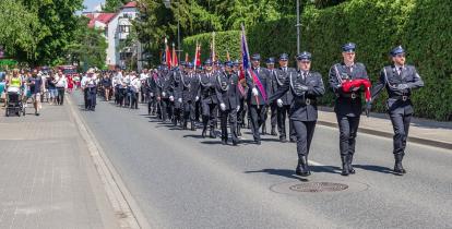 Parada strażacka ulicami Konstancina