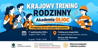 Grafika promująca Krajowy Trening Rodzinny w ramach Akademii Ochrony Ludności i Obrony Cywilnej, przedstawiająca rodzinę i instruktora oraz informacje o wydarzeniu 17 października 2026 r. w godz. 9.00–13.00 na parkingu przy targowisku przy al. Wojska Polskiego w Konstancinie-Jeziornie.