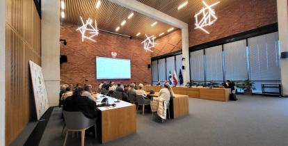 Spotkanie mieszkańców w sali posiedzeń
