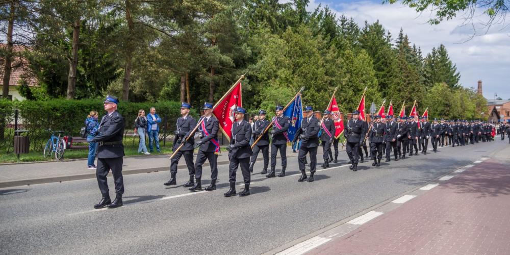 Parada strażacka ulicami Konstancina