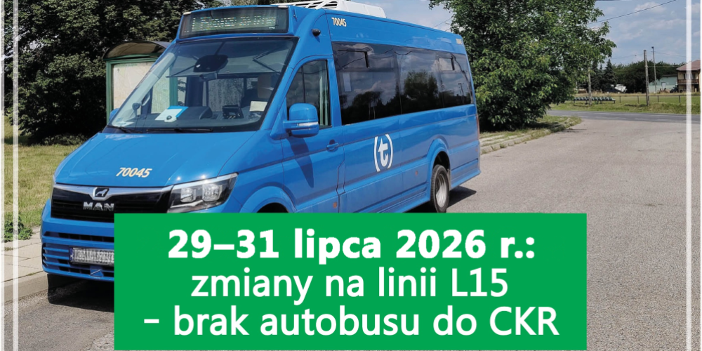 Niebieski autobus linii lokalnej na tle ulicy w Konstancinie-Jeziornie z planszą informującą o zmianach na linii L15 i braku dojazdu do Centrum Kompleksowej Rehabilitacji w dniach 29–31 lipca 2026 r.