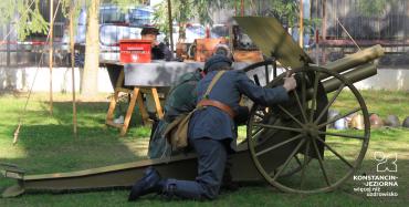 Piknik historyczny w Szkole Podstawowej nr 2 w Konstancinie-Jeziornie