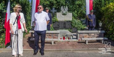 Delegacje składają kwiaty z okazji 85. rocznicy drugiej wojny światowej
