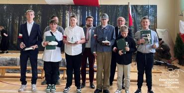 Odsłonięcie tablicy pamiątkowej w Szkole Podstawowej nr 5