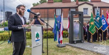 Uroczyste odsłonięcie Macewy Pamięci