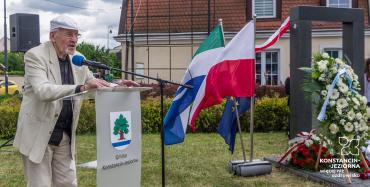Uroczyste odsłonięcie Macewy Pamięci