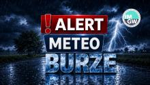 Grafika ostrzegawcza „ALERT METEO – BURZE” wydana przez IMGW-PIB, przedstawiająca ciemne, burzowe niebo z piorunem oraz zalaną deszczem drogę.