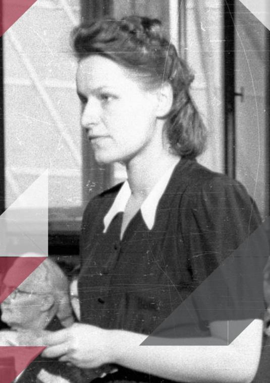 Plakat do wydarzenia z fragmentem czarmno-białego zdjęcia bohaterki spotkania podczas jeje procesu