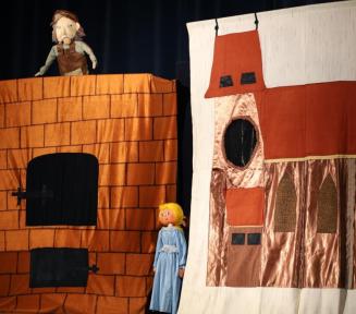 teatrzyk z lalkami 