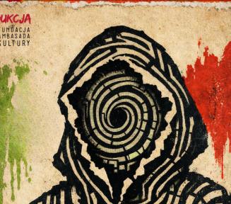 Graficzny plakat przedstawiający zakapturzoną postać zbudowaną z abstrakcyjnie zakręconych linii: przedstawiających spirale i labirynt. Napis Produkcja Fundacja ambasada kultury.