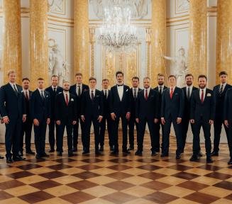 zdjęcie chóru męskiego Cantores Minores
