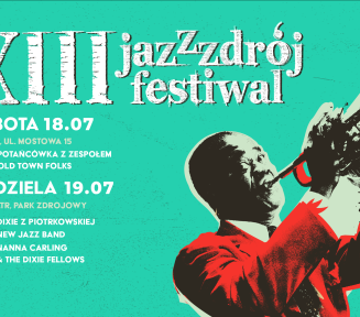 Plakat festiwalowy na miętowym tle w stylu retro. Po prawej stronie widnieje stylizowana, czarno-biała grafika przedstawiająca Louisa Armstronga w czerwonej marynarce, grającego na trąbce. Po lewej stronie umieszczono białe napisy z programem wydarzenia: „XIII Jazz Zdrój Festiwal”.