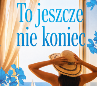 Grafika przedstawia kobietę stojącą przy otwartym oknie z widokiem na spokojne morze i żaglówkę. Trzyma dłonie na słomkowym kapeluszu i patrzy w stronę horyzontu. Na grafice umieszczono napis „To jeszcze nie koniec”, który nawiązuje do przedłużenia letniego wypoczynku.